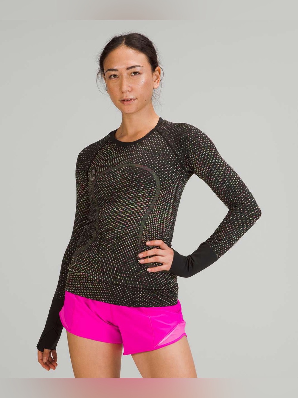 Lululemon Swiftly Tech Long Sleeve 2.0
Grid Warp Black / Neon Multi